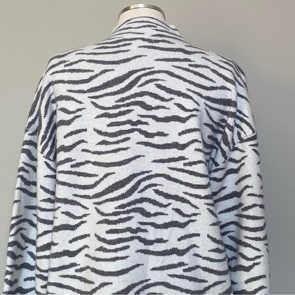 Anthropologie Lizzie Zebra Mock Neck Knit Sweater Top Long Sleeve, Large - Picture 7 of 16